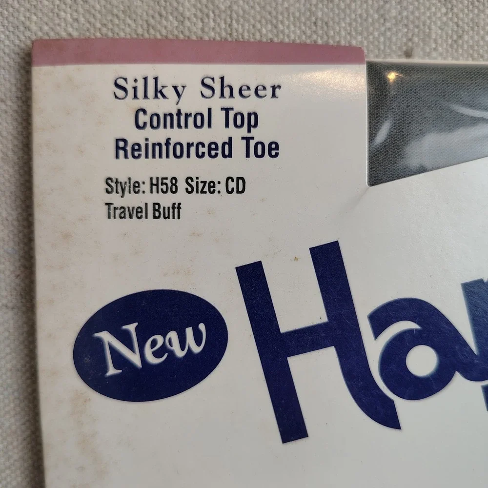 NWT Hanes Womens SZ CD Hanes Too Silky Sheer Control Top Pantyhose Travel Buff